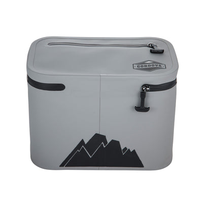 BACKCOUNTRY CLASS™ SIXPACK COOLER