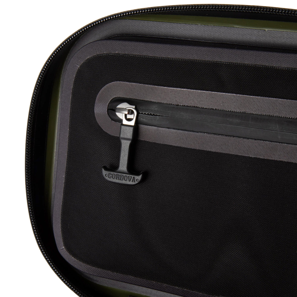 BACKCOUNTRY CLASS™ SIXPACK COOLER