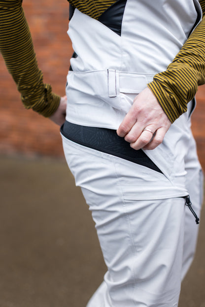WOMEN'S BIB PANTS