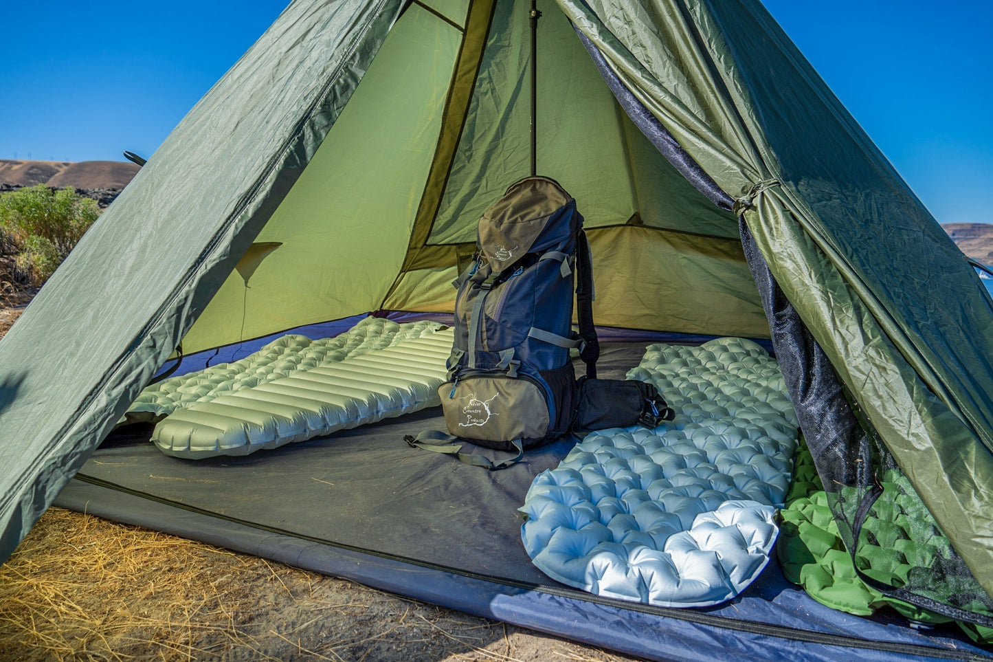 Trekker Tent 4 | 4-Person Backpacking Tent